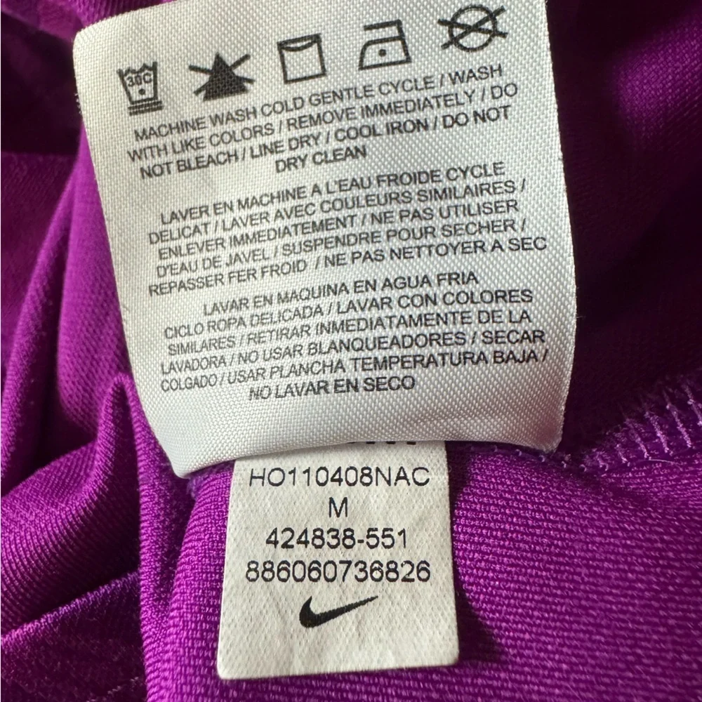 Nike Dri-Fit running top with reflective details Size Medium Magenta / pink